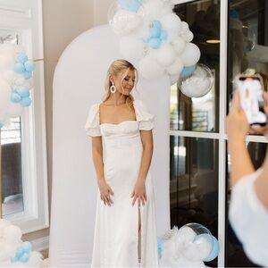 Weworewhat 	Puff sleeve midi